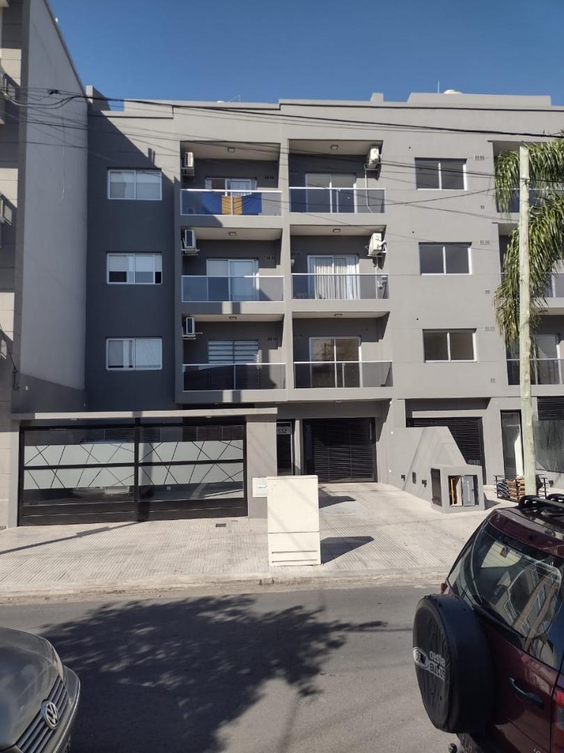 MONOAMBIENTE A ESTRENAR OPORTUNIDAD, VENDE VENDE