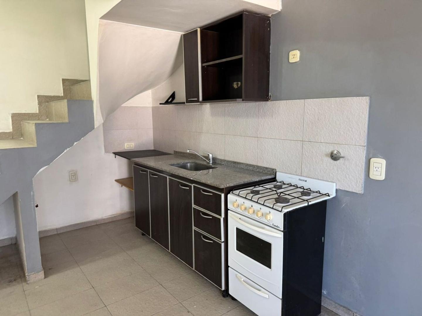 Departamento en Venta en Santos Lugares, USD 70.000
