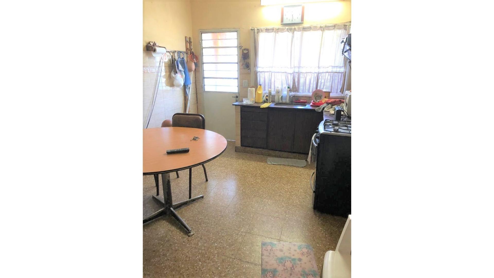 Casa en Venta en Castelar Sur, USD 170.000