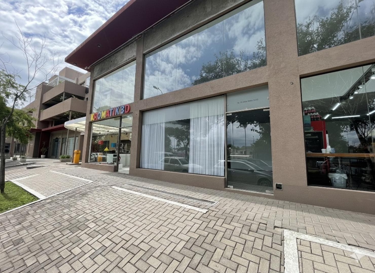 Av. Ricardo Rojas 7418