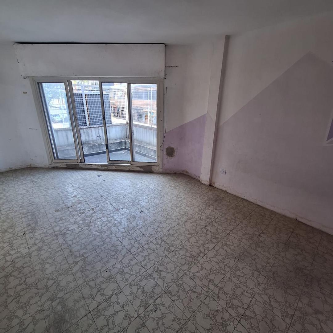 Depto Tipo Casa en Alquiler de 3 ambientes