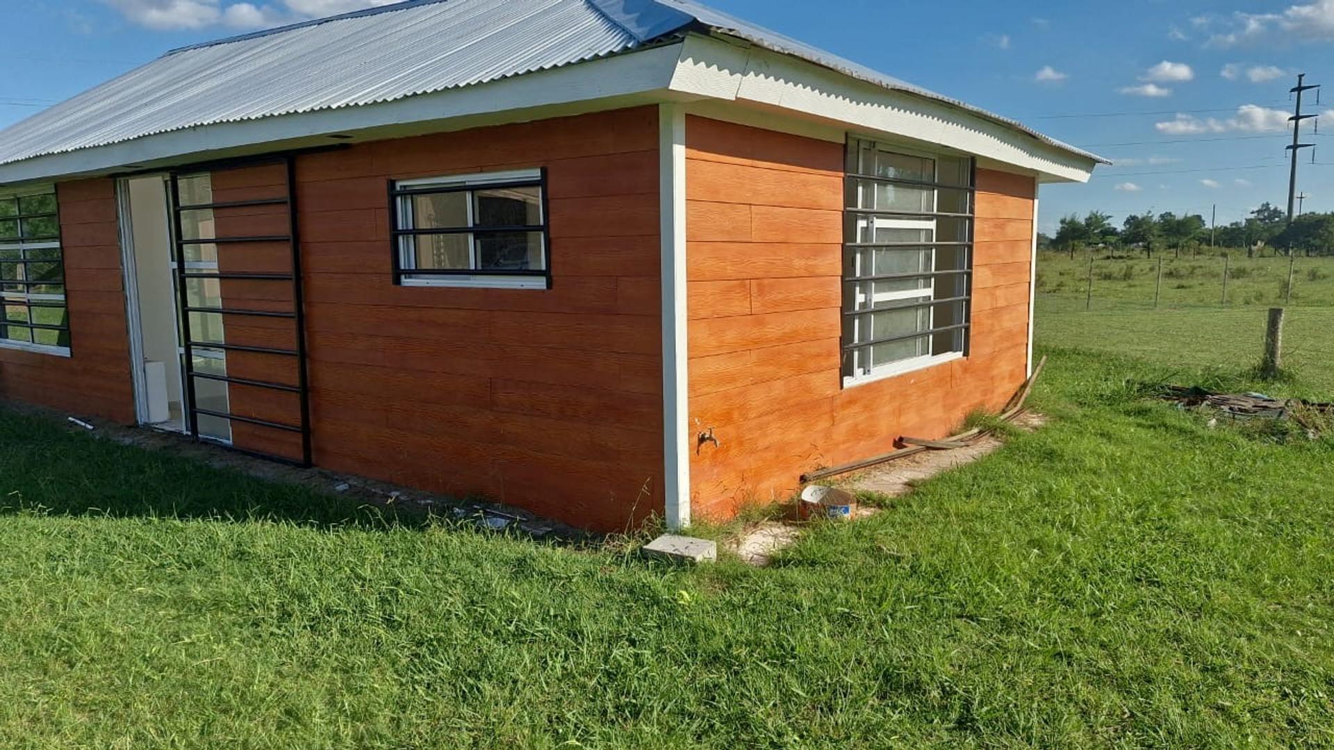 Casa 2 ambientes Barrio Jacarandá s/lote 800mts2