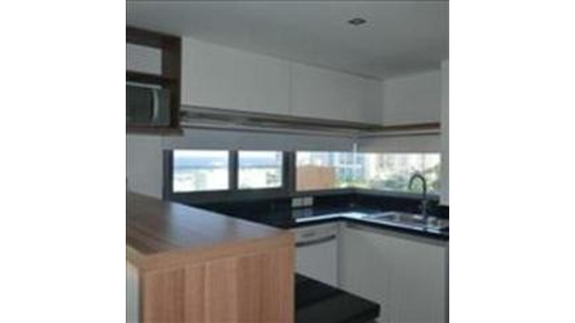 Lengua De Diamantes 150 , Piso 2