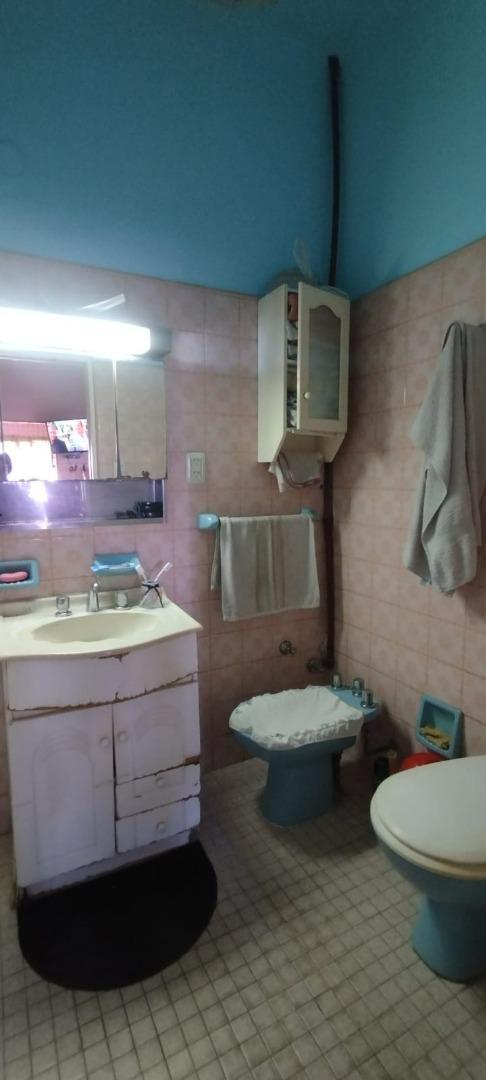 Casa 4 amb cochera/jardin/lote - villa ballester