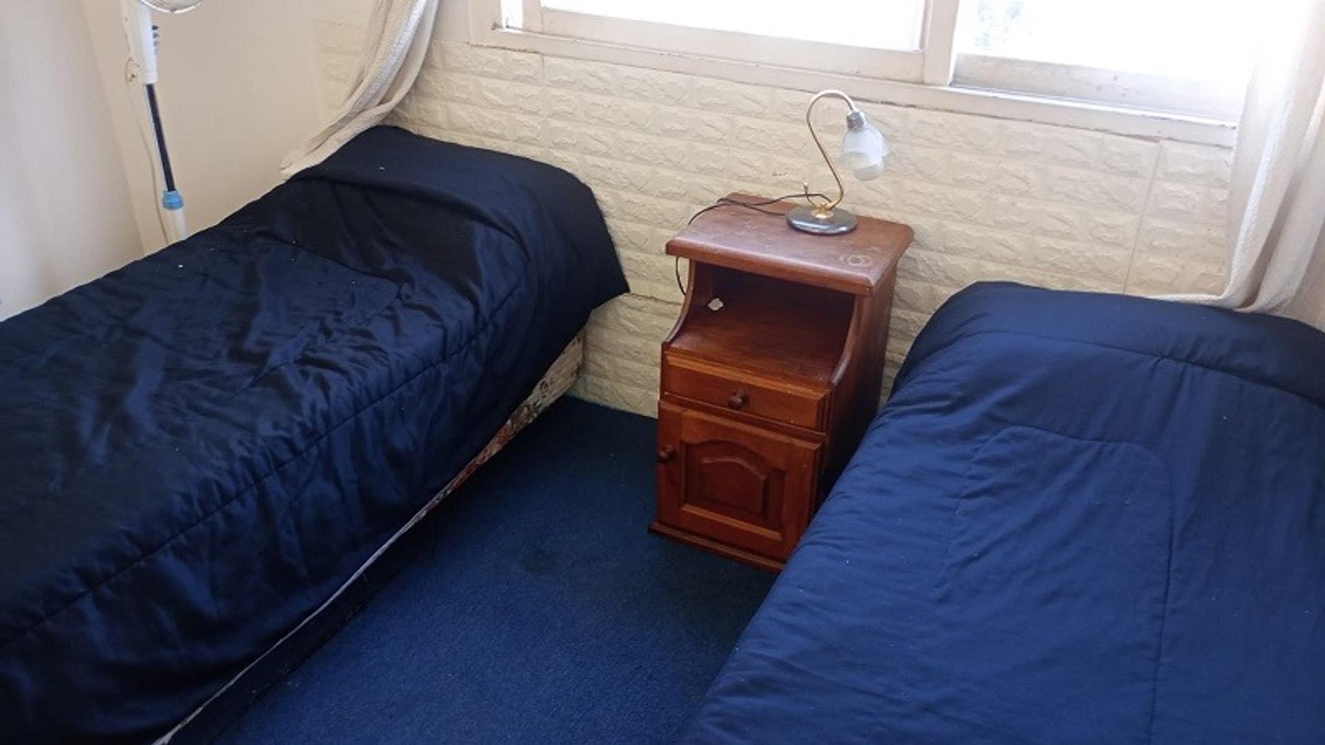 3 Amb Recoleta   +Baul  zona de Facul Piso alto luz excel !