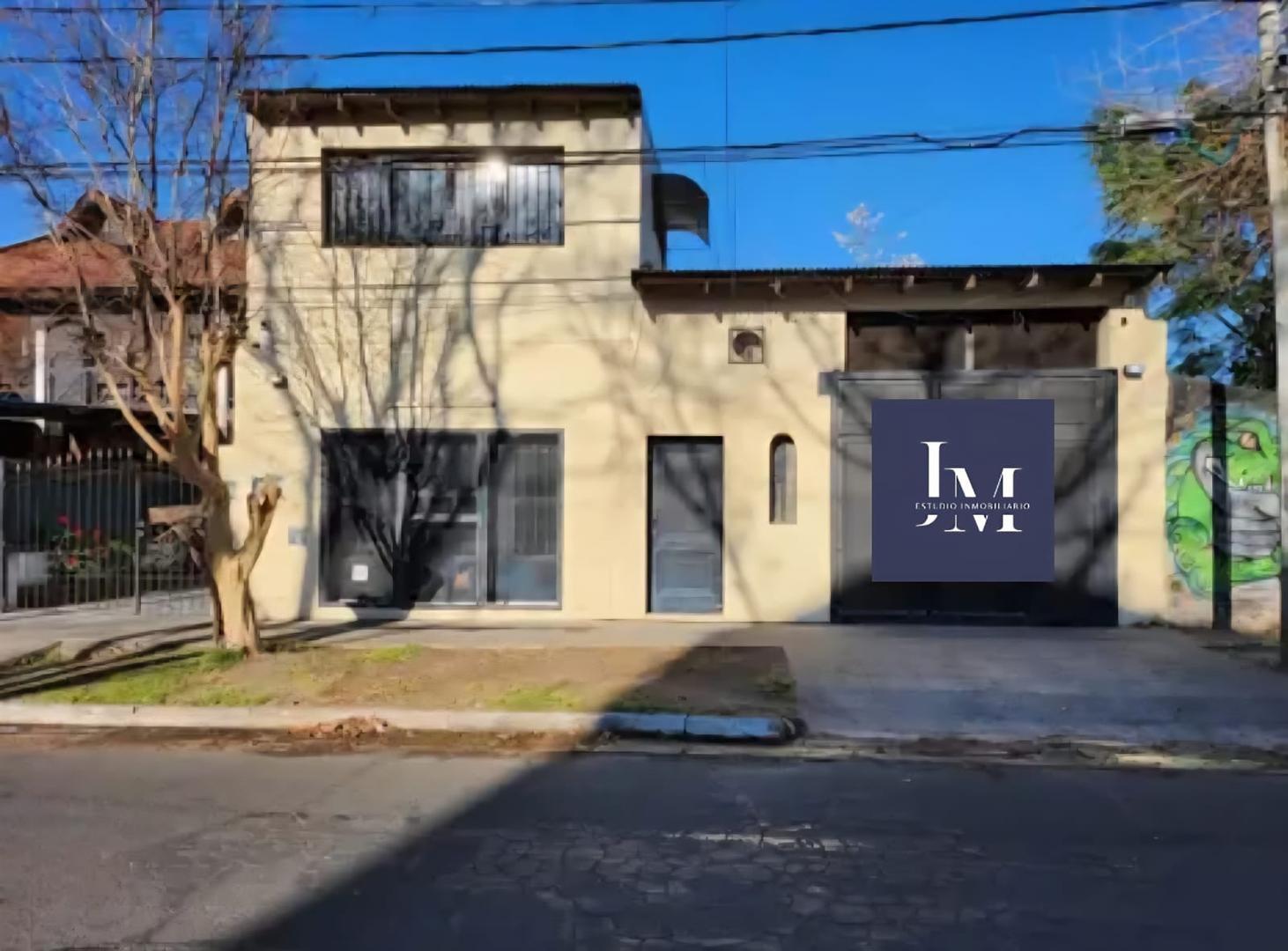 VENTA DE CASA  SAN ANTONIO DE PADUA 4 AMBIENTES