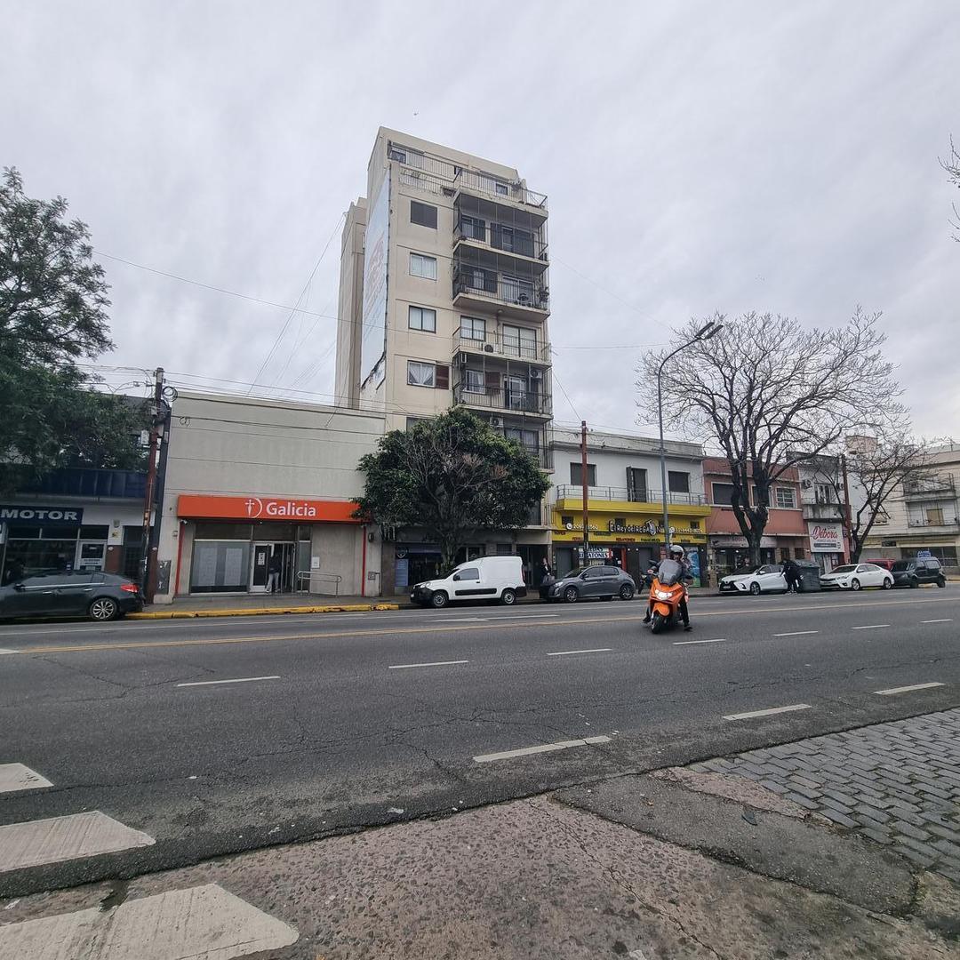Av. Juan Bautista Alberdi al 700