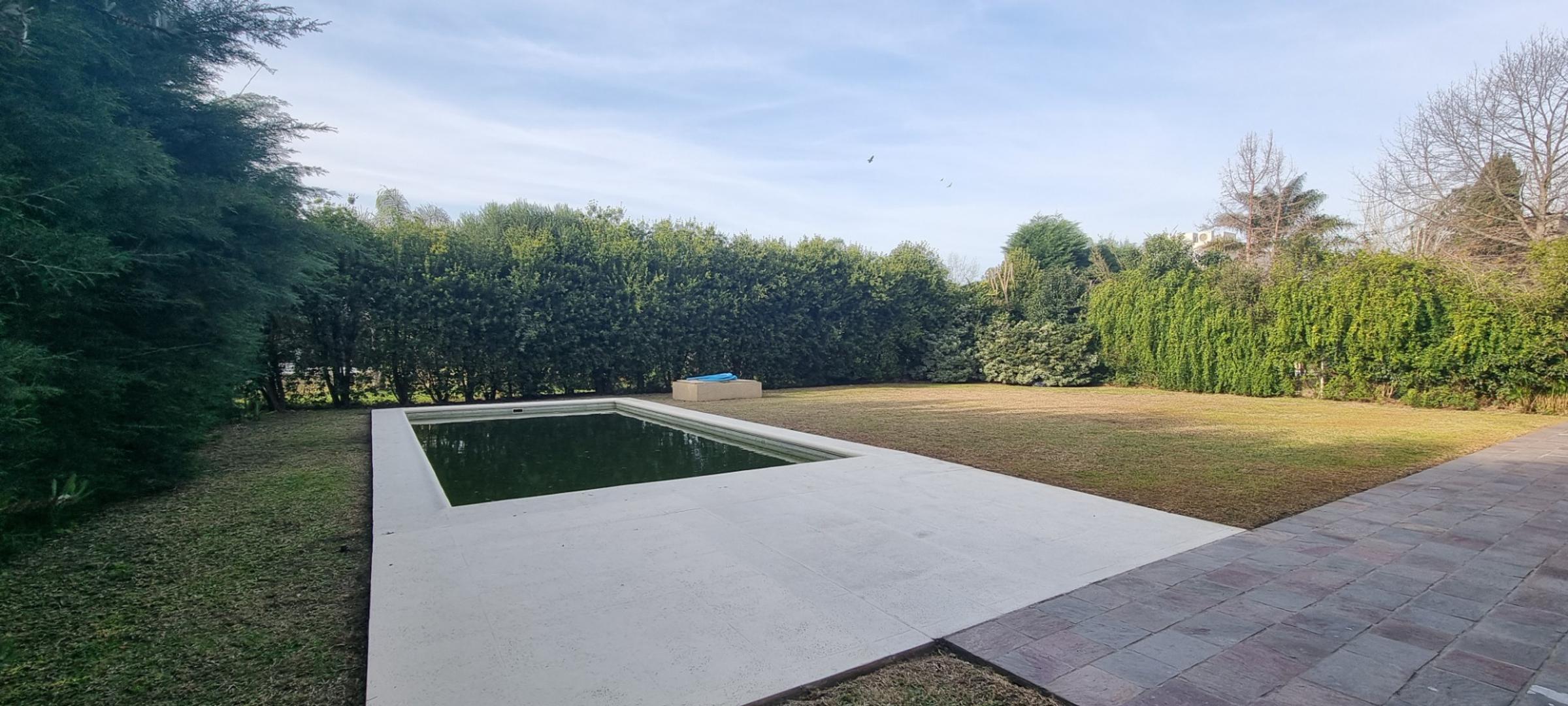 Casa en Venta en Campos De Alvarez, USD 450.000