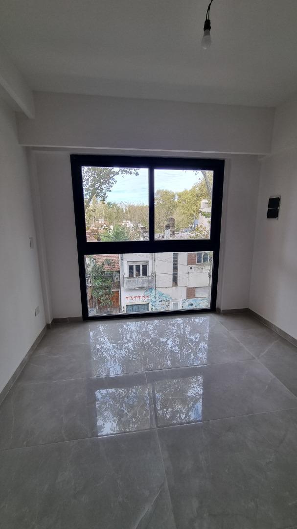 Depto en duplex con terraza privada de 104 m2 totales!