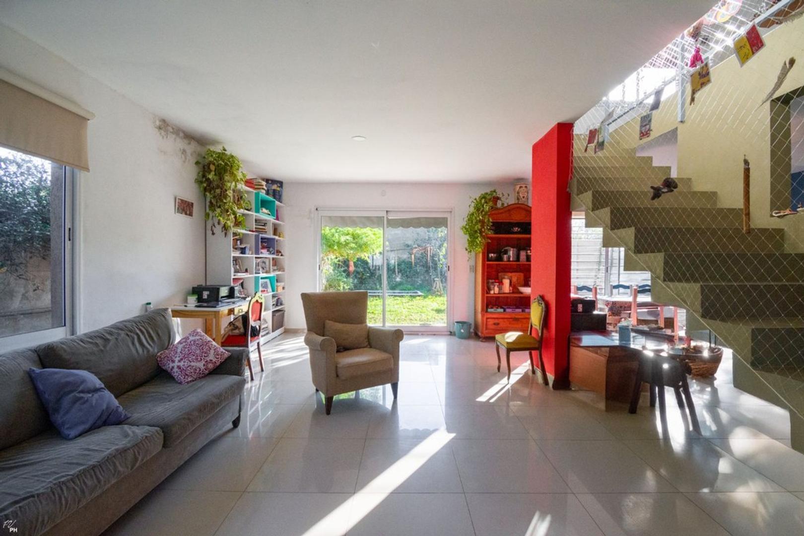 VENTA DE CASA VISTA RIO - COSTANERA BAIGORRIA