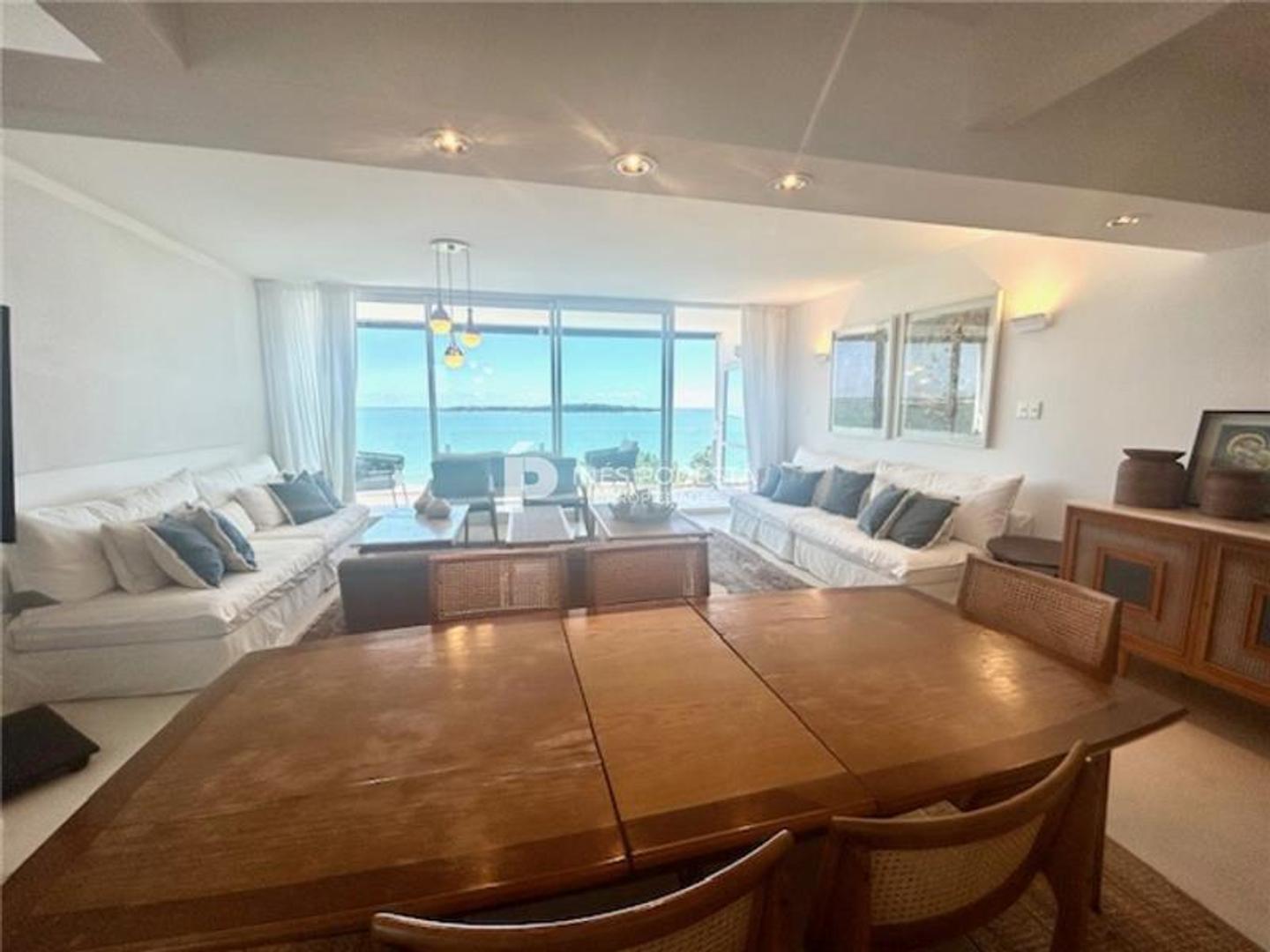 DEPARTAMENTO 3 AMBIENTES - MANSA, PUNTA DEL ESTE