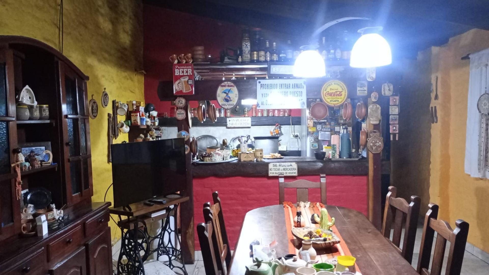 Casa en Venta con 1 cochera