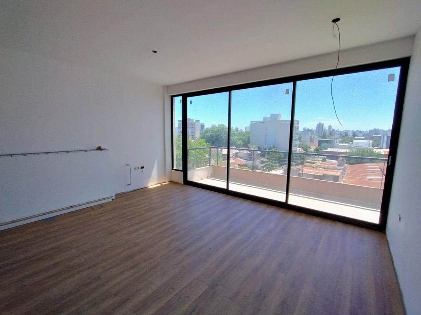 DEPARTAMENTO SEMIPISO EN VENTA LA PLATA