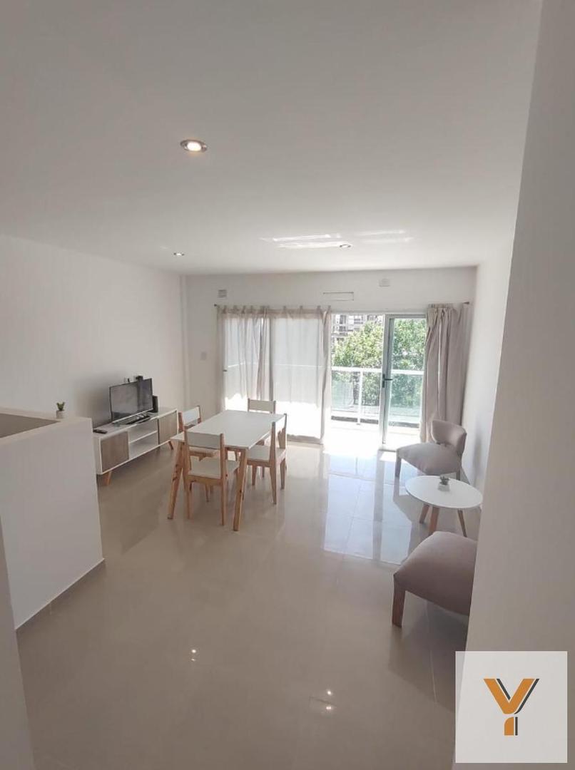 Torre Lynden - 11 e/ Avenida 38 y 39