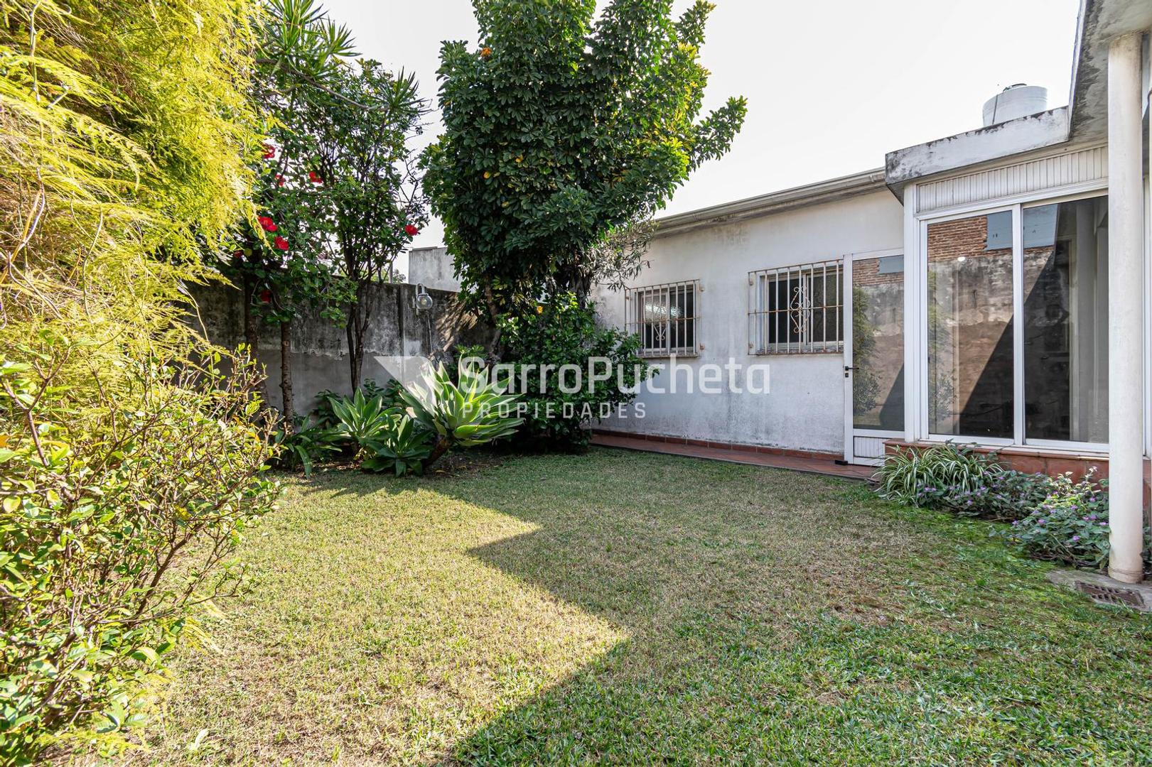 Casa 3 ambientes con 1 baño