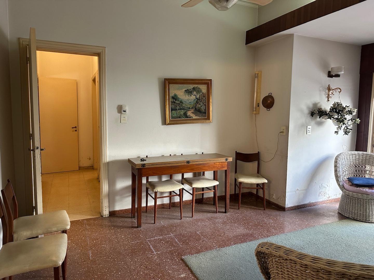 Casa en 25 de Mayo e Independencia