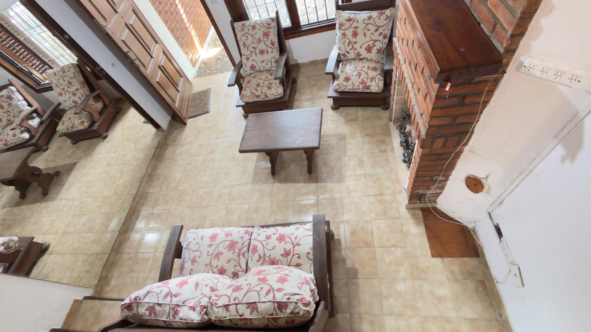 Depto Tipo Casa en Venta con 1 cocheras