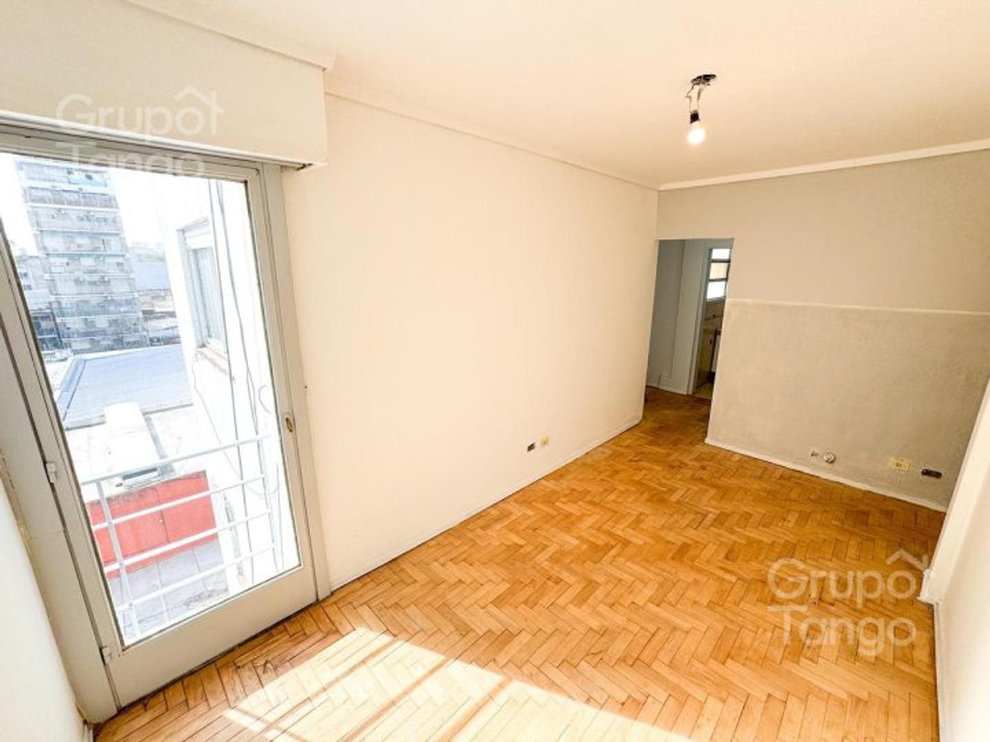 Aranguren 2900 , Piso 5