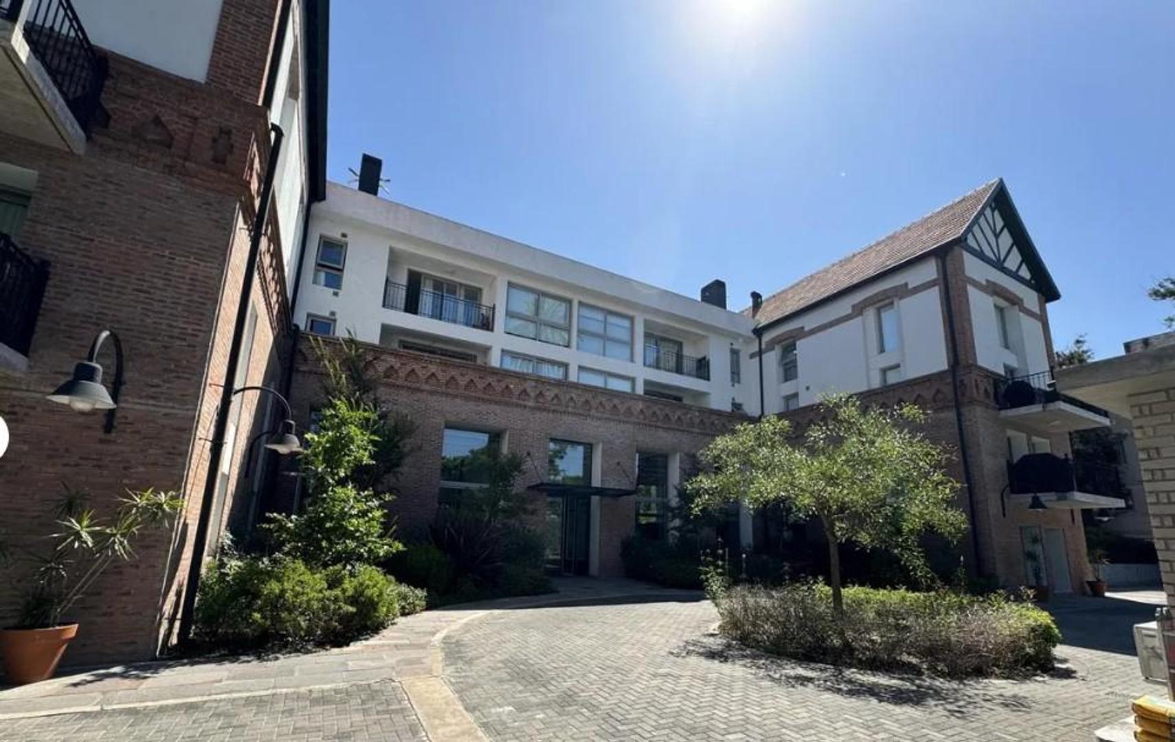 Juan Jose Diaz  al 800 CASSA ISIDRO