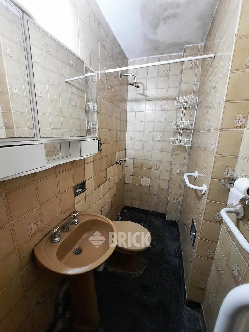 Depto Tipo Casa en Venta 40 años