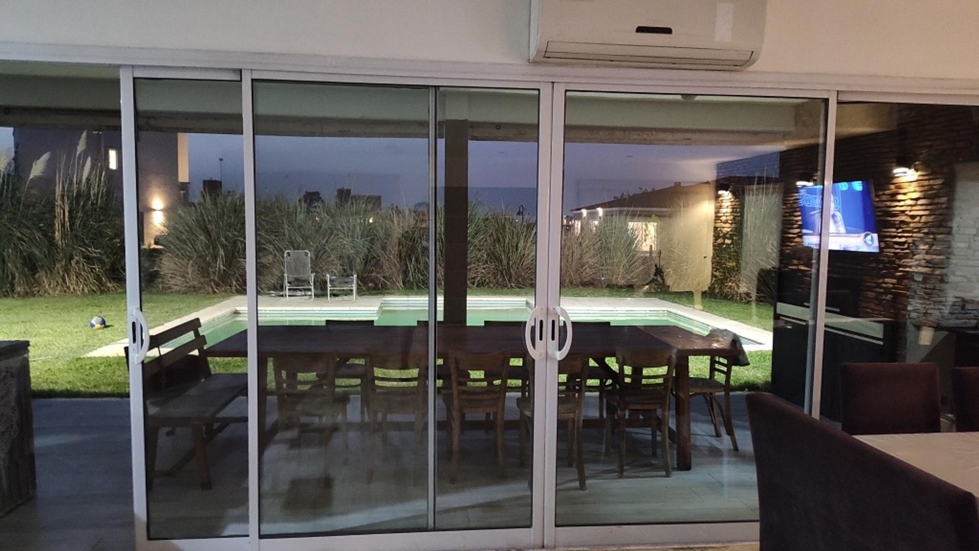 Casa en Venta en Horizontes al Sur, USD 250.000