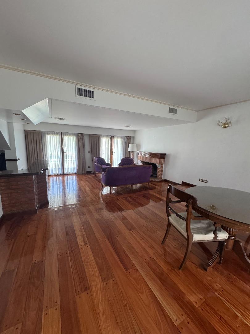 Casa en venta Emilio Mitre 700. Villa Sarmiento