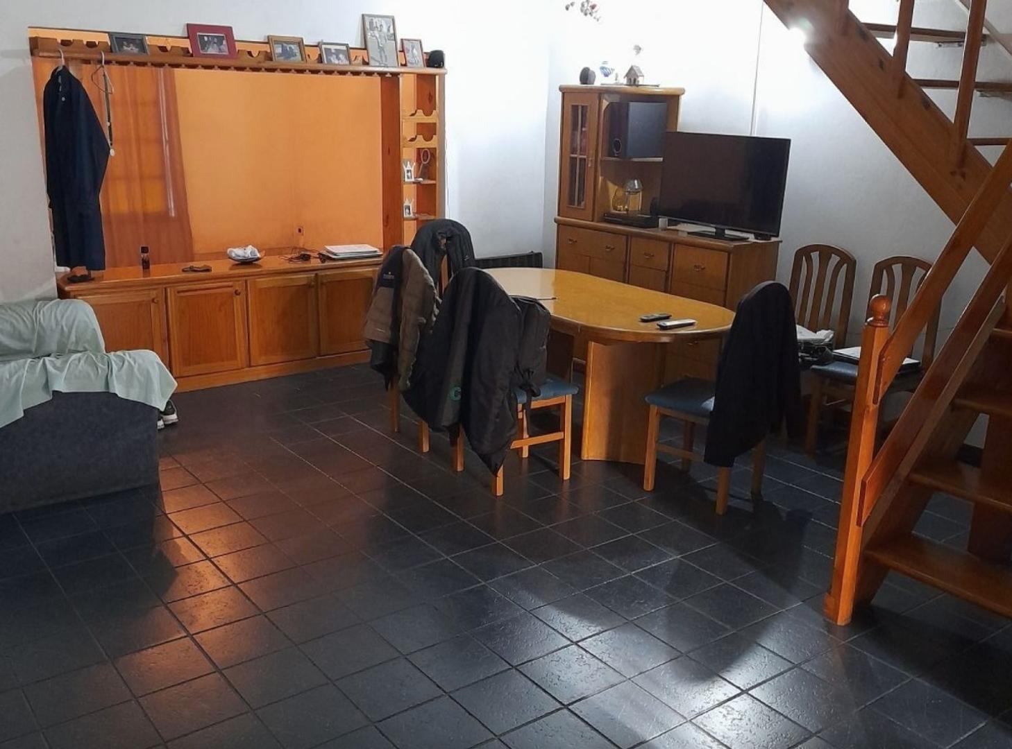 Depto Tipo Casa en Venta de 3 dormitorios