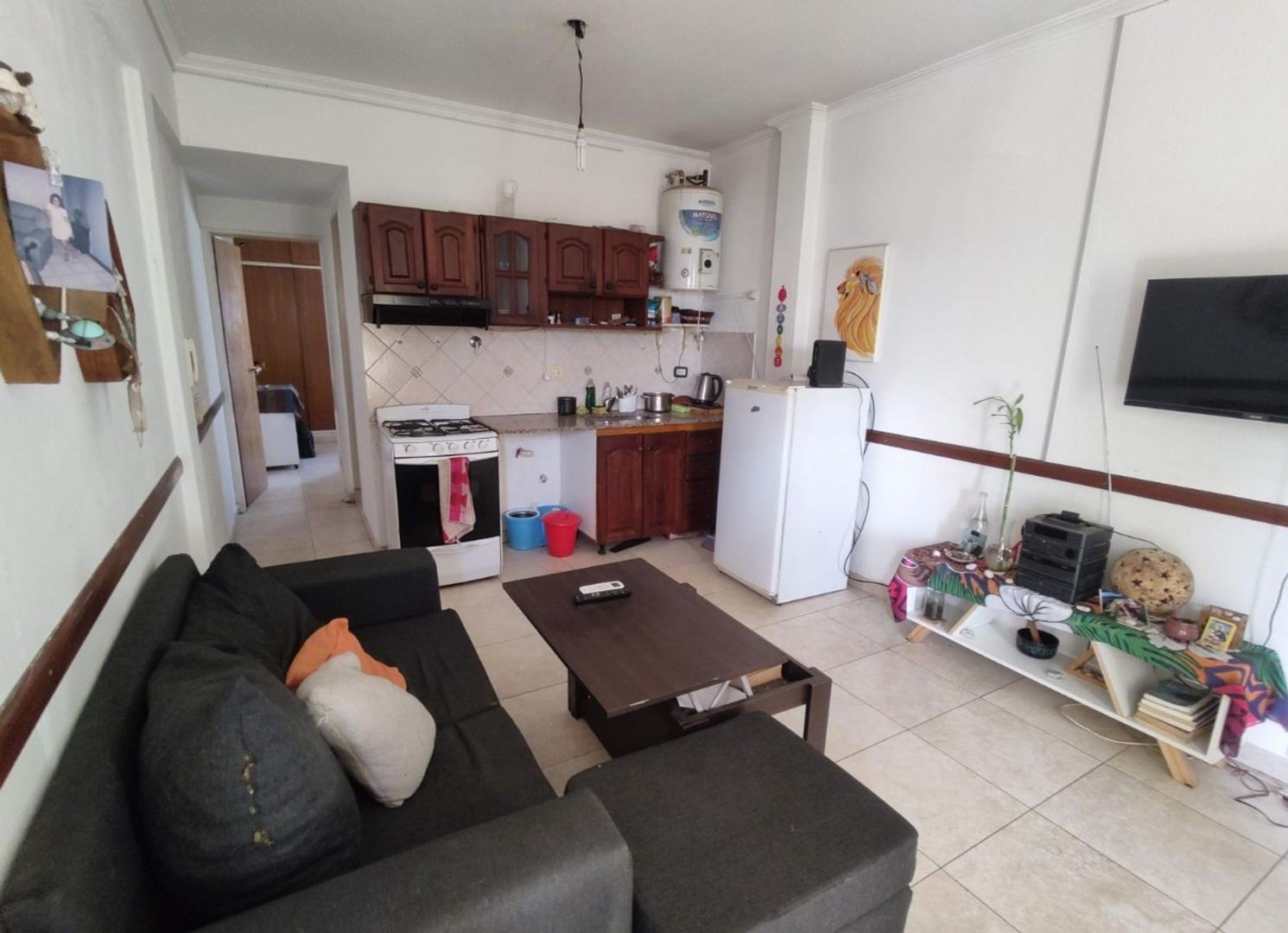 Departamento 2 ambientes con 1 baño