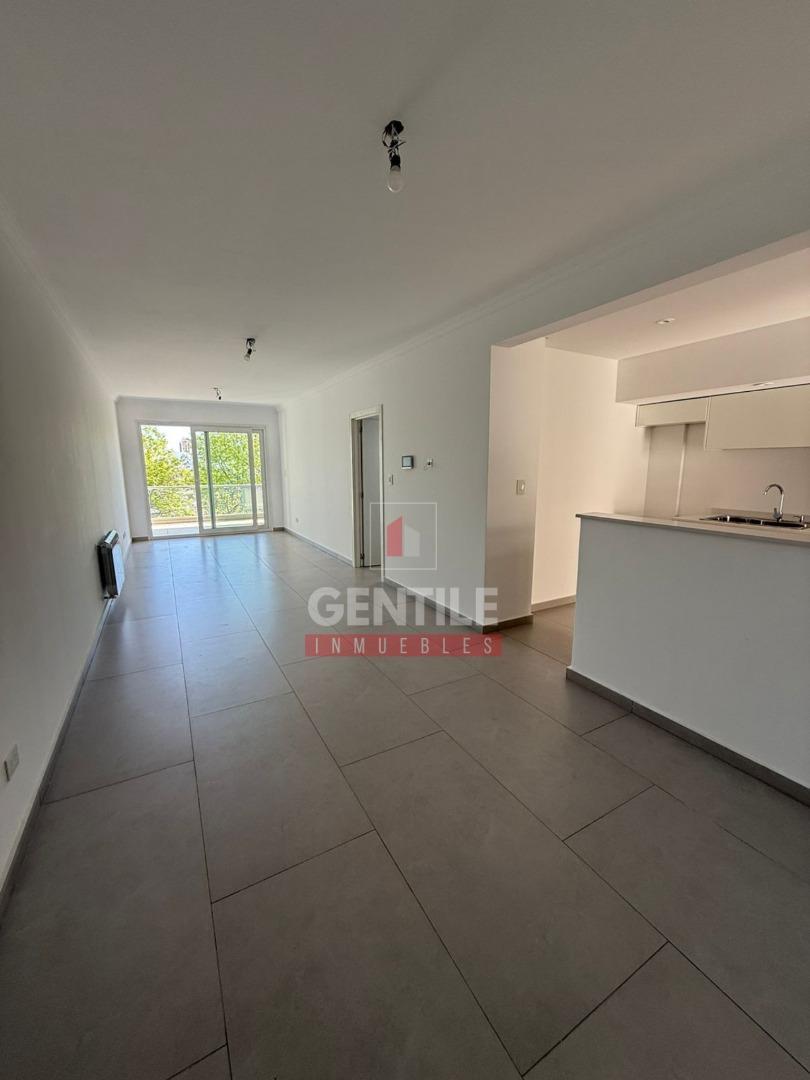 Departamento 4 ambientes con 3 baños