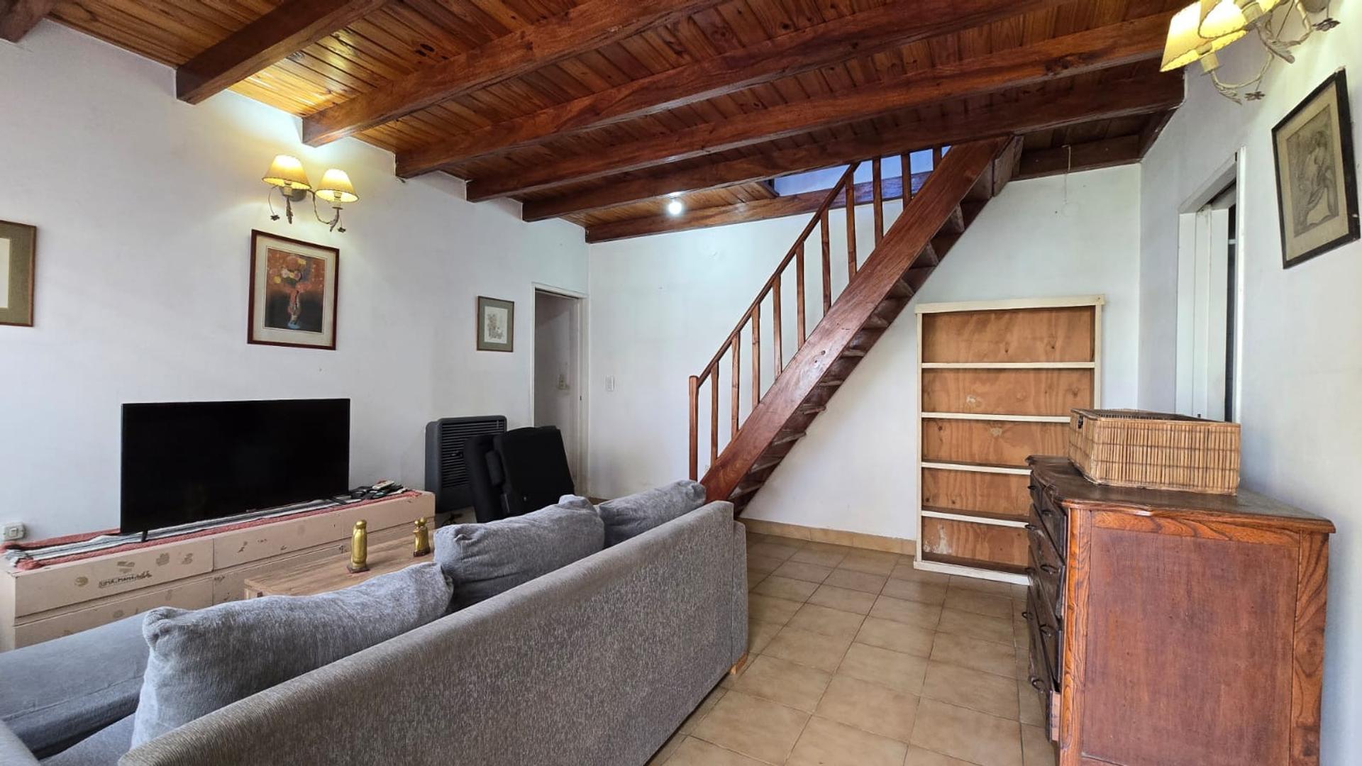 Casa 2 ambientes parque piscina cochera Ituzaingó Norte