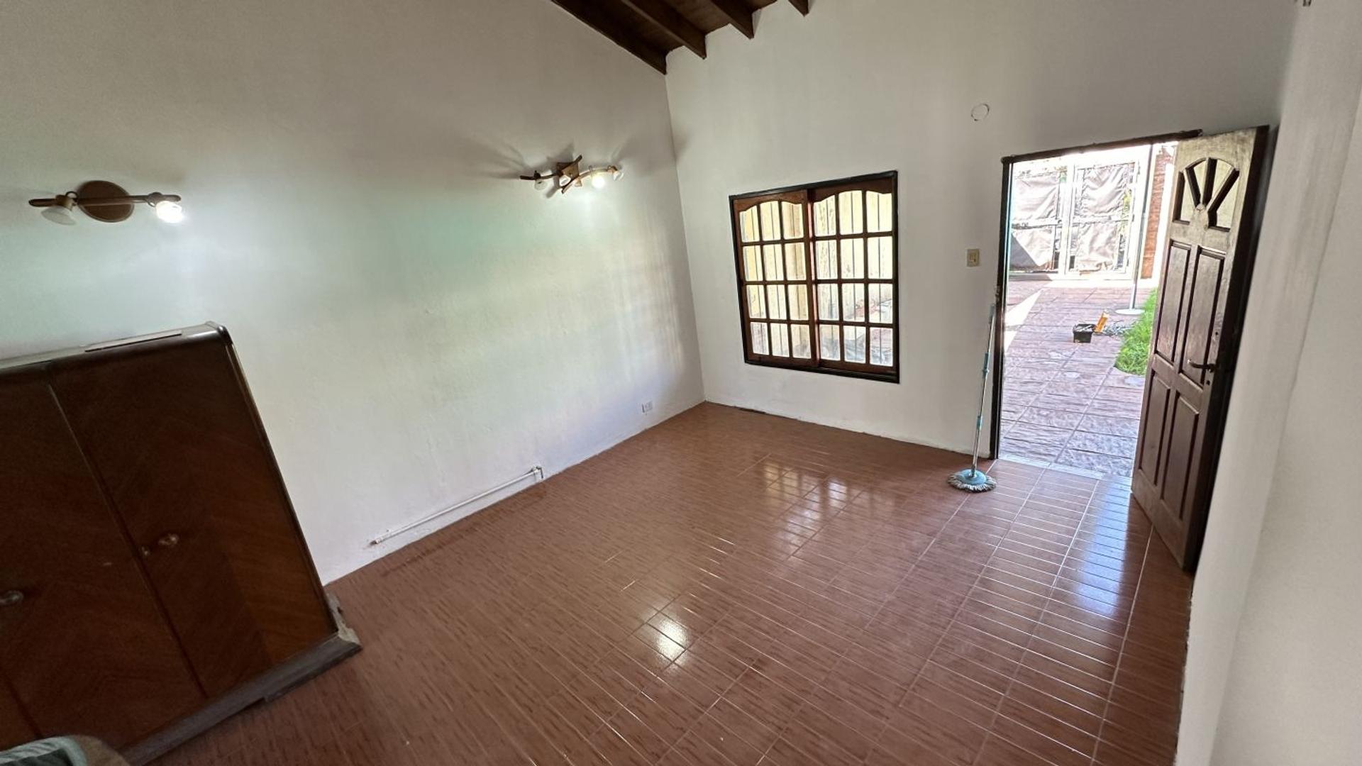 Casa en Venta en Los Polvorines, USD 105.000