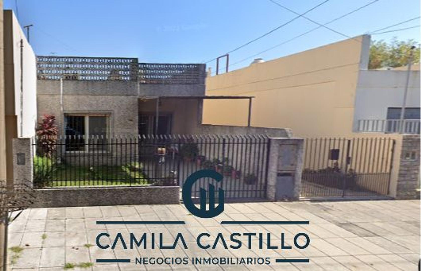 Casa en venta de 2 dormitorios c/ cochera en Ramos Mejía
