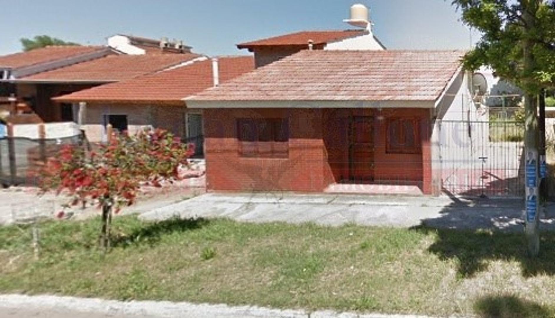 EXCELENTE CASA 4 AMBIENTES EN VENTA EN SANTA TERESITA