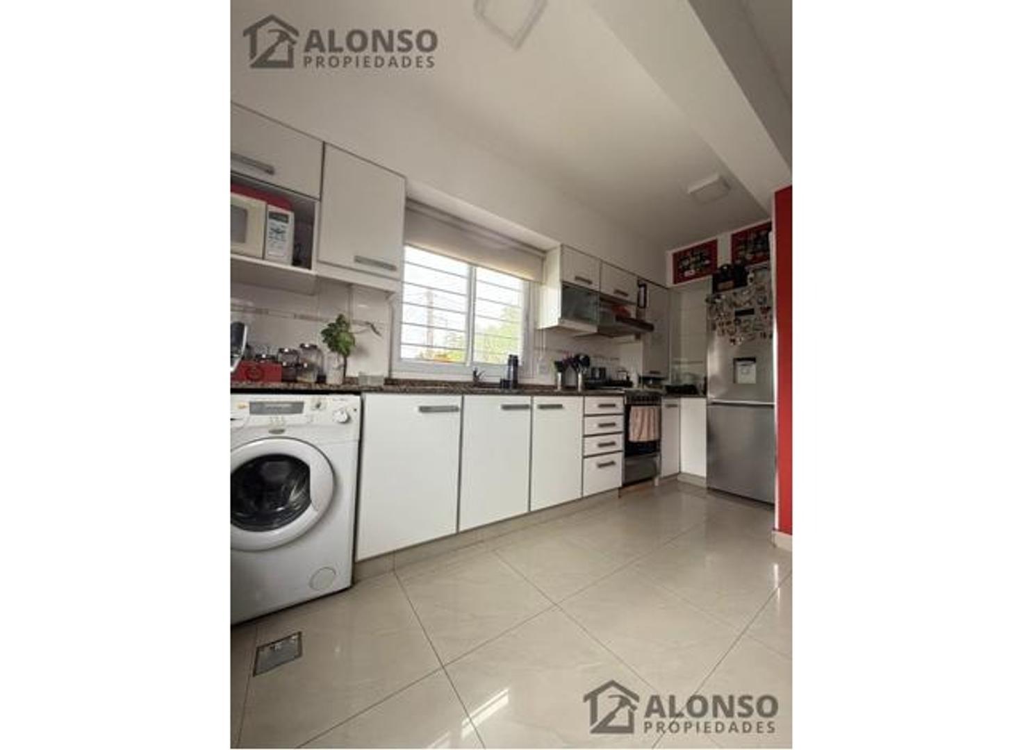 DEPARTAMENTO 3 AMBIENTES EN VENTA EN LANUS OESTE