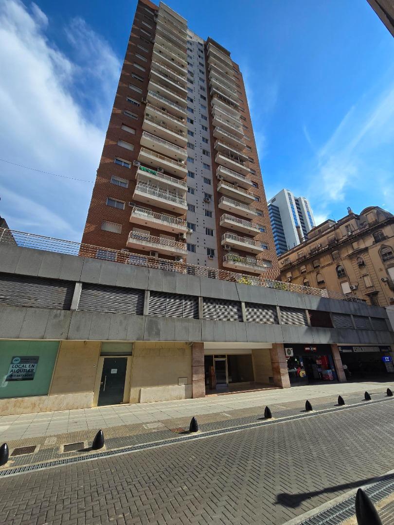 4 ambientes en piso alto, seguridad 24hs, edif Torre