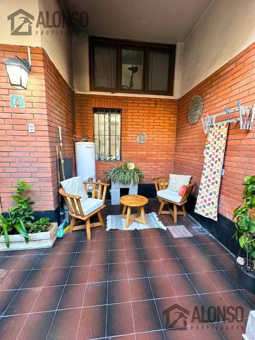 Depto Tipo Casa en Venta de 3 ambientes