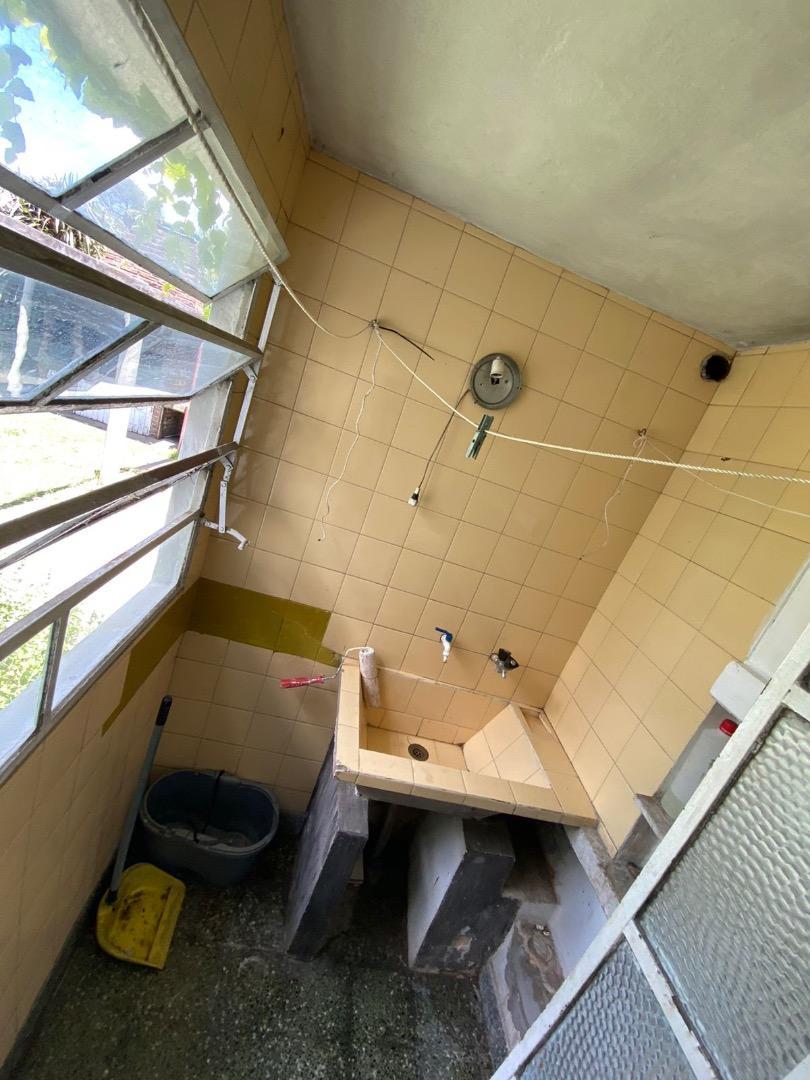 Casa en Alquiler con 1 cochera