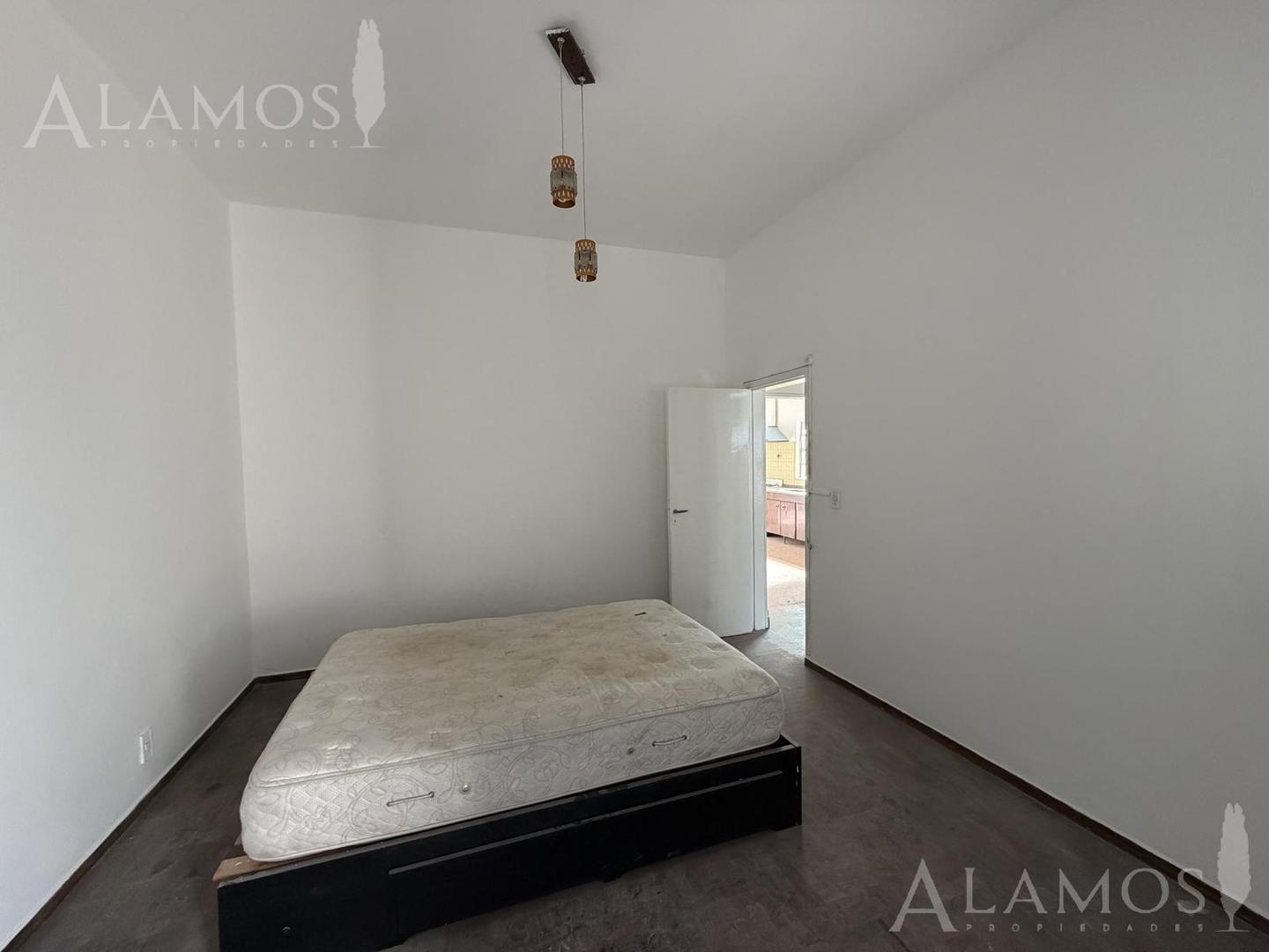 Casa en Venta en Moron, USD 85.000