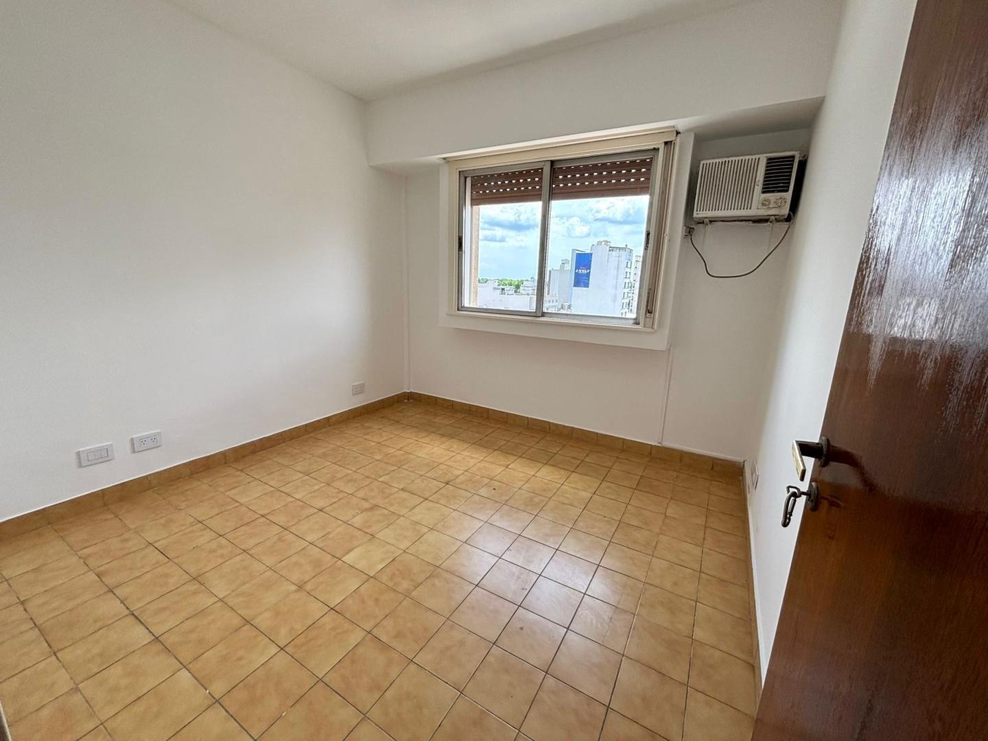 Departamento en Alquiler en Centro, $ 700.000