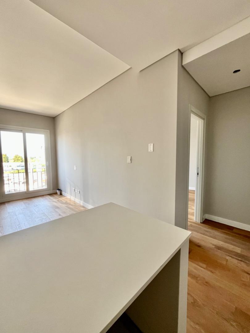 2 AMB A ESTRENAR. BALCON Y COCHERA CUB.