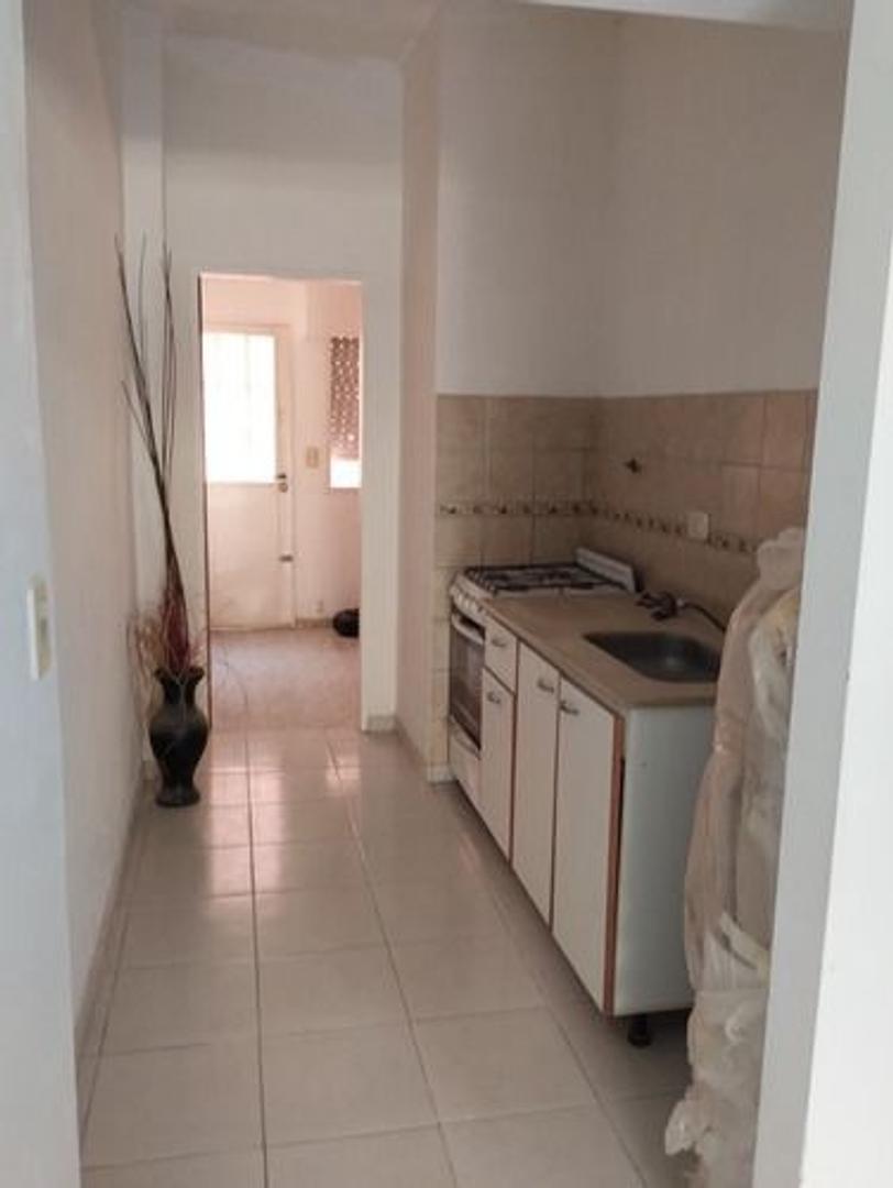 Depto Tipo Casa en Venta en Caseros, USD 50.000