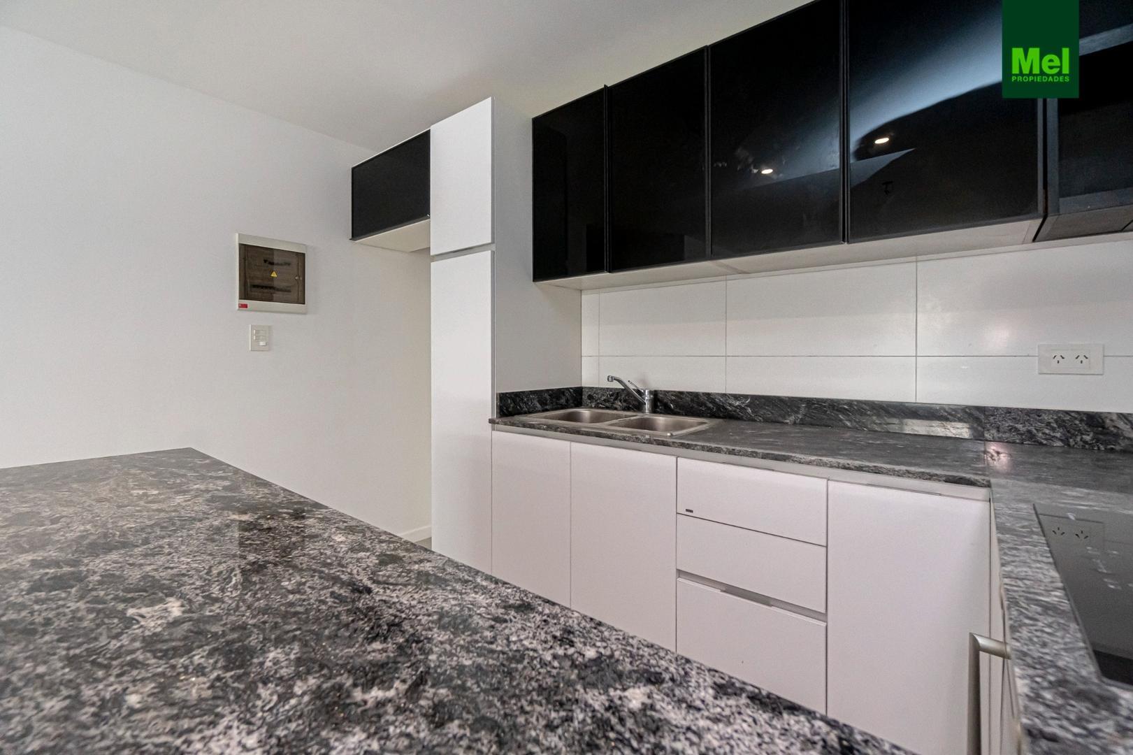 Departamento 3 ambientes con 2 baños