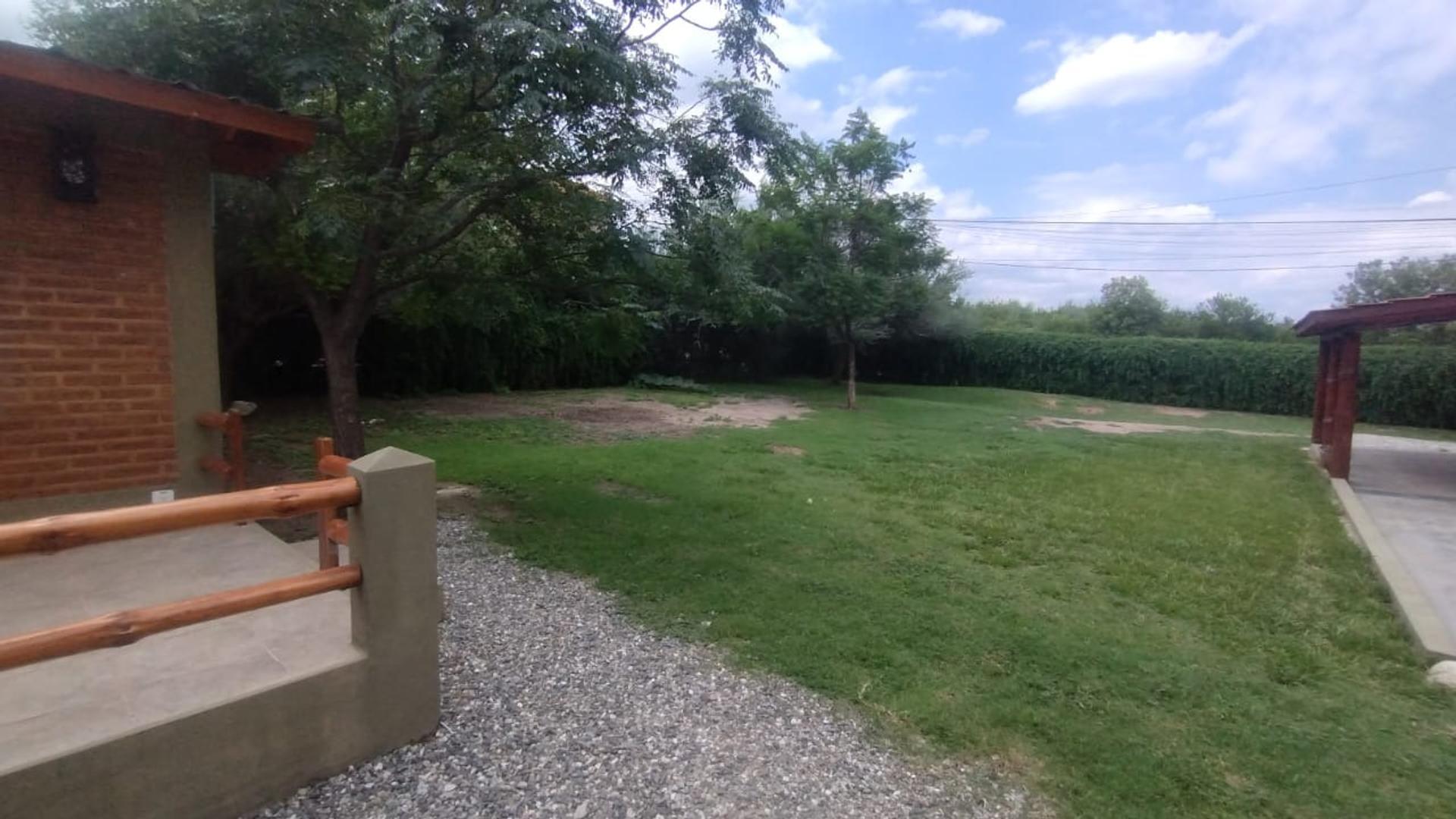 Casa 2 ambientes con 1 baño