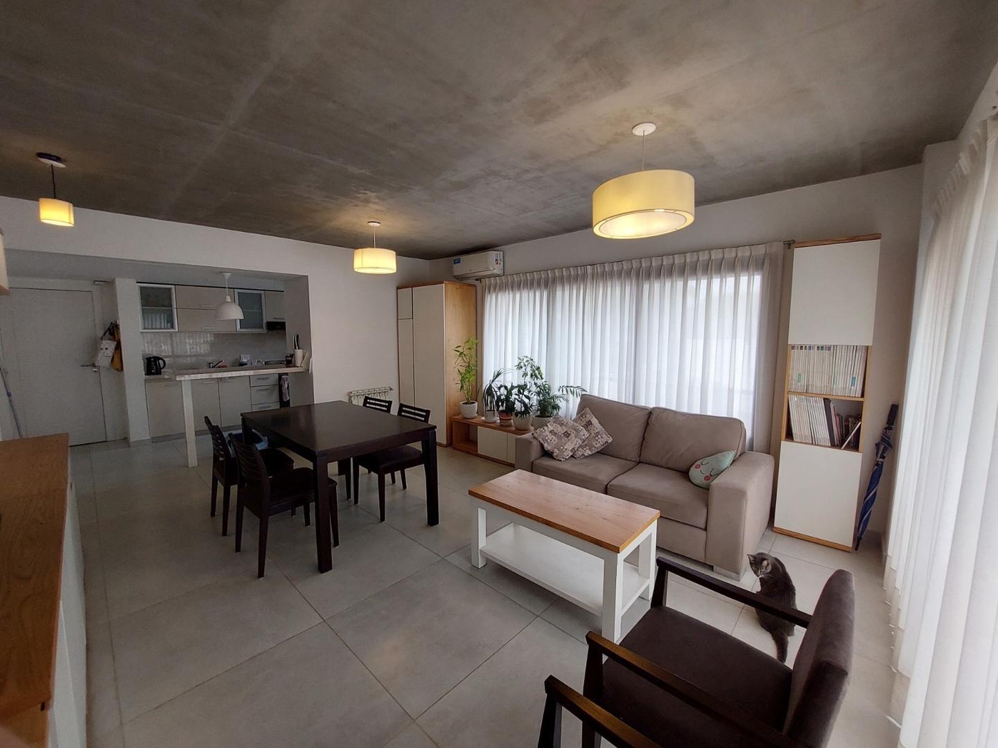 Departamento en Alquiler con 1 cocheras