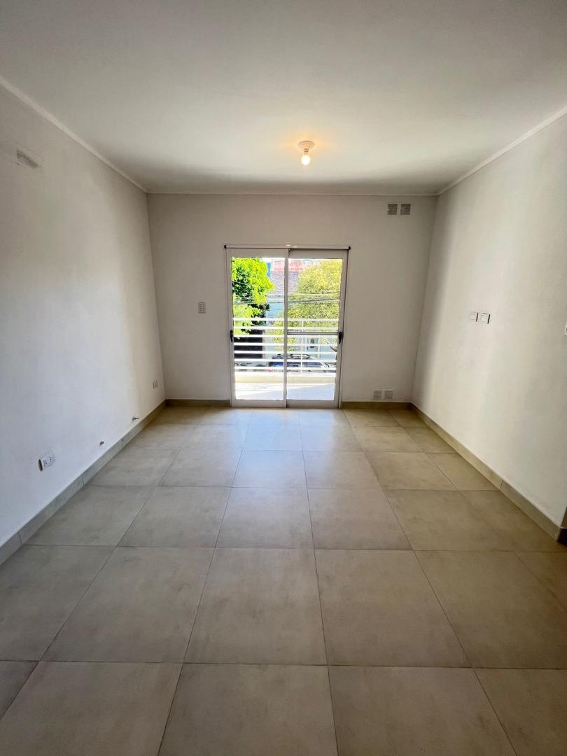 Departamento en Venta en Sargento Cabral, USD 72.000