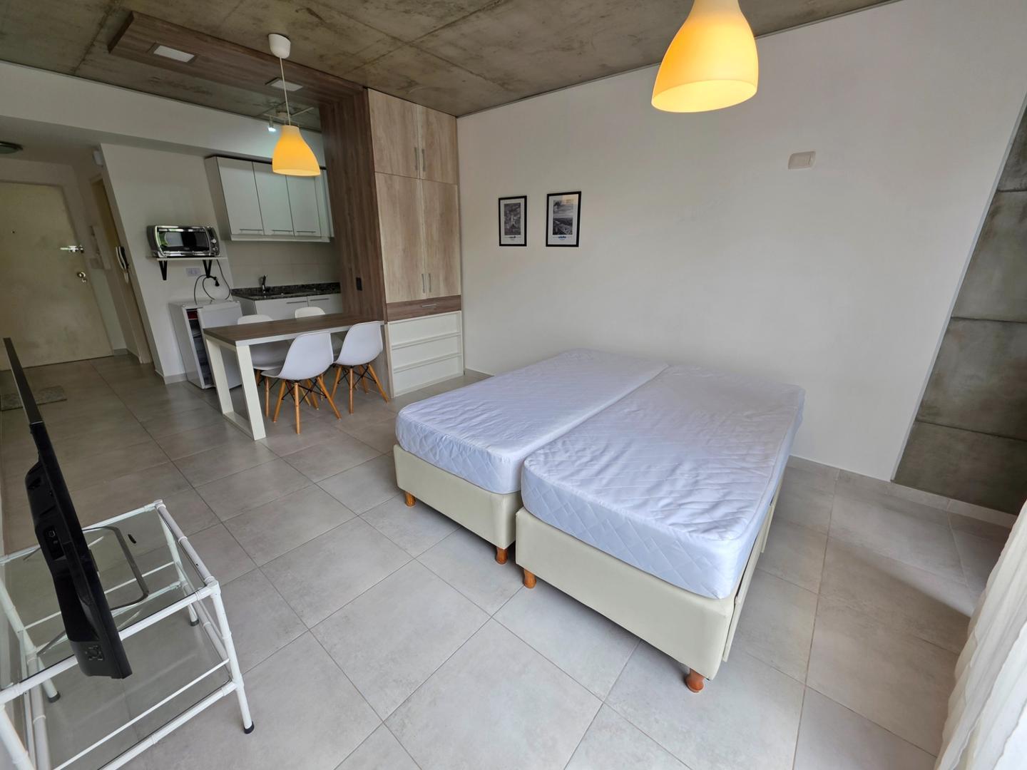 Departamento en Alquiler con 1 cochera