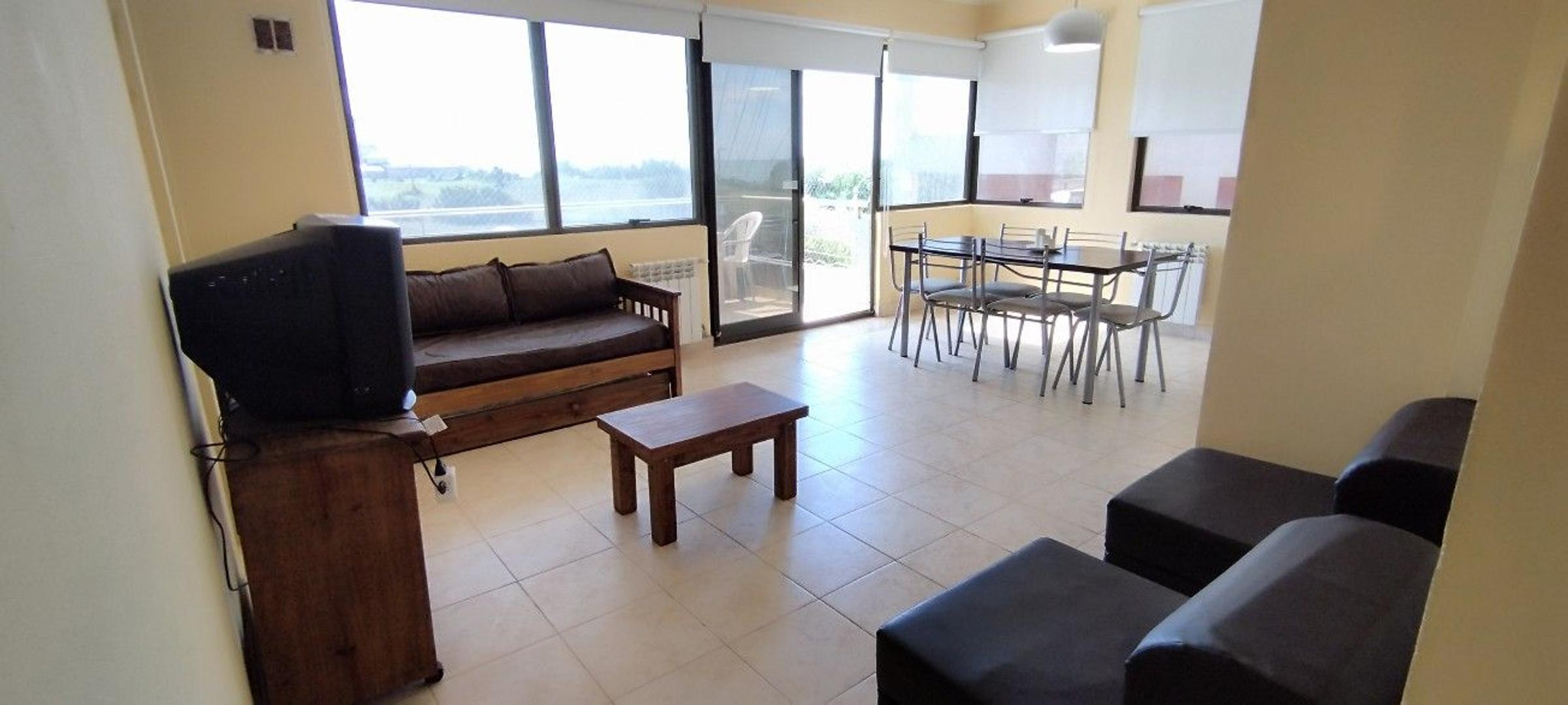 Departamento 2 ambientes con 2 baños