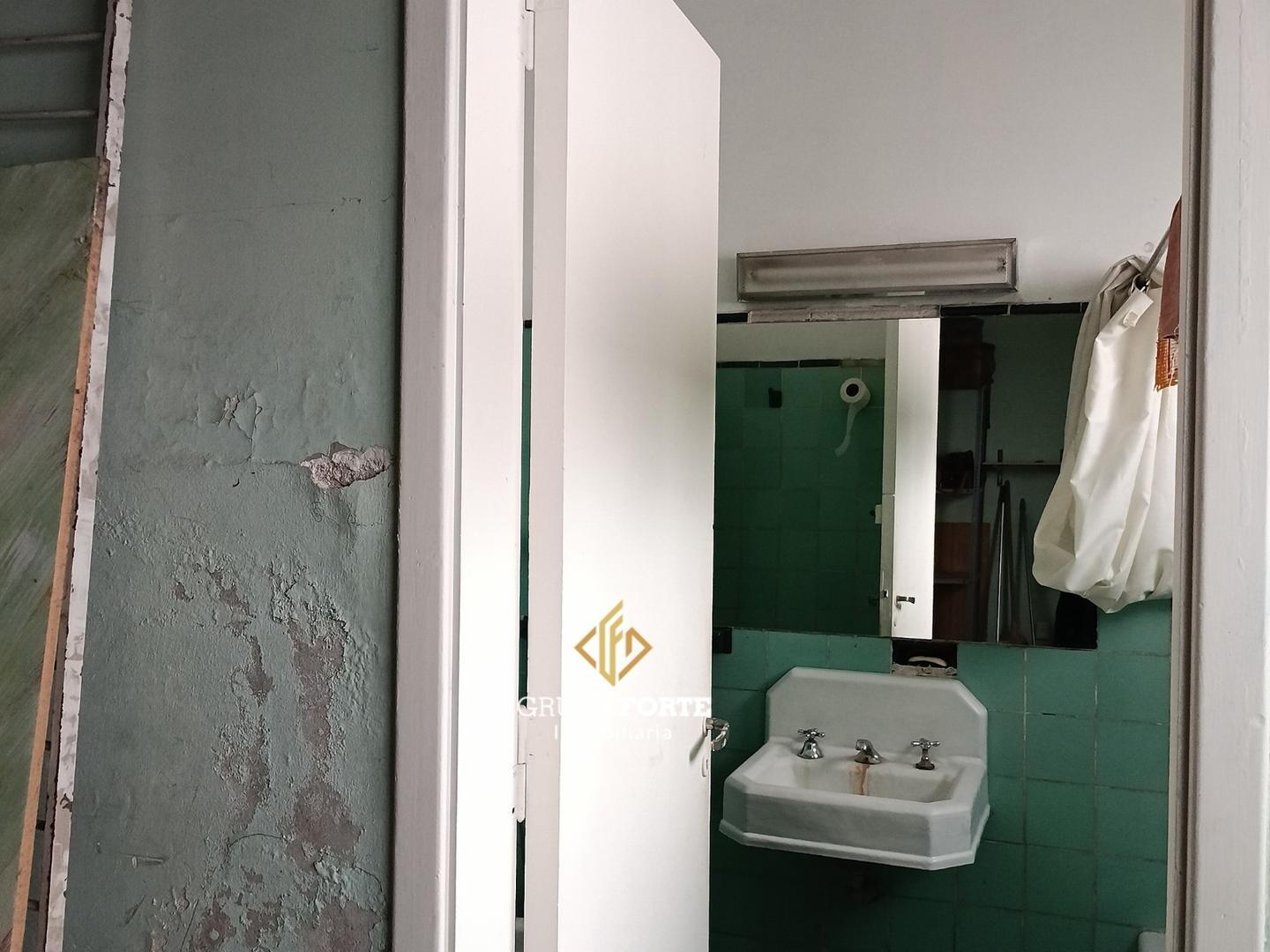 Dean Funes 54 , Piso 2