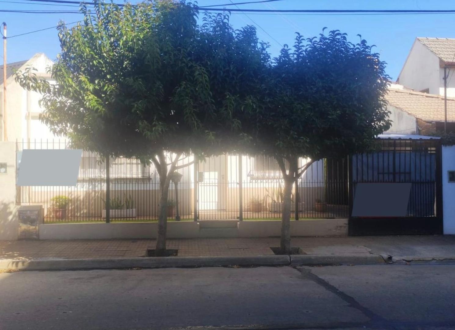 Casa en Venta en Berazategui, USD 115.000
