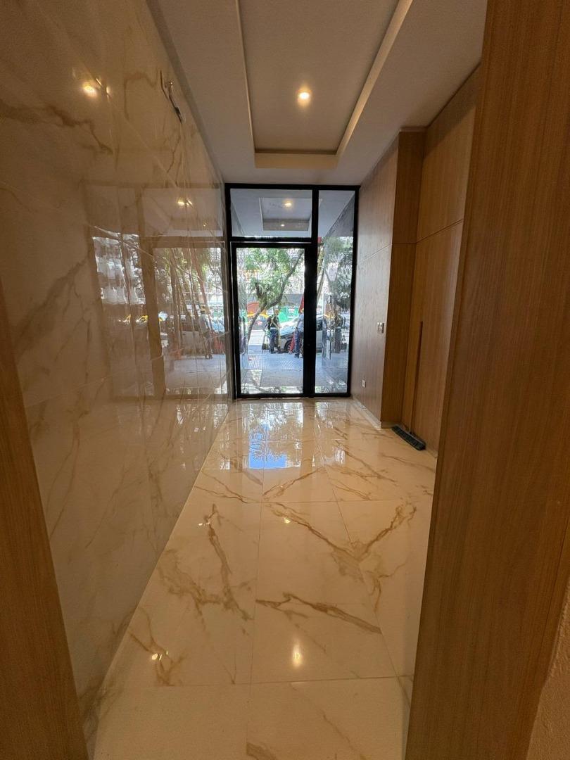 San Juan 1900, Piso PB